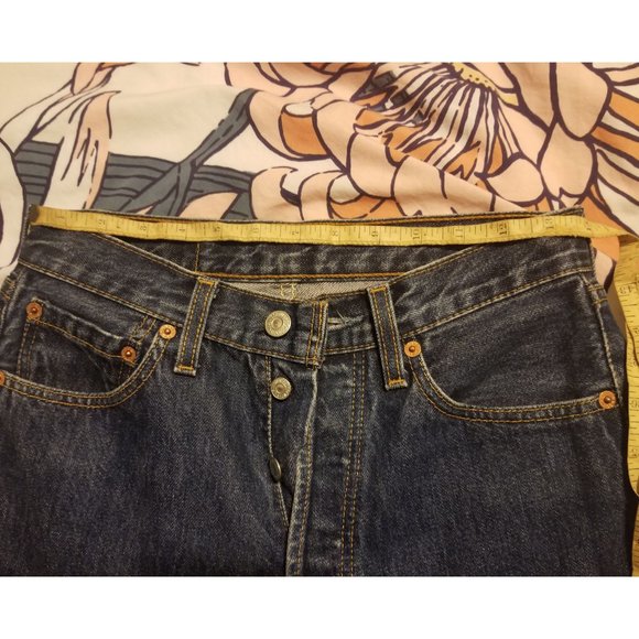 Levi Vintage High Waisted Jeans - Picture 6 of 6